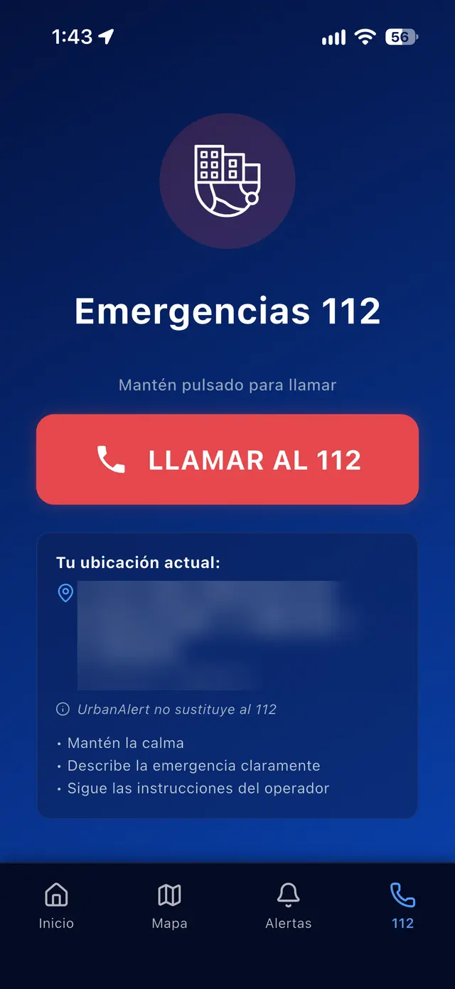 Pantalla Emergencias 112 con el botón para llamar, la ubicación actual (difuminada en la captura) y pautas para la llamada